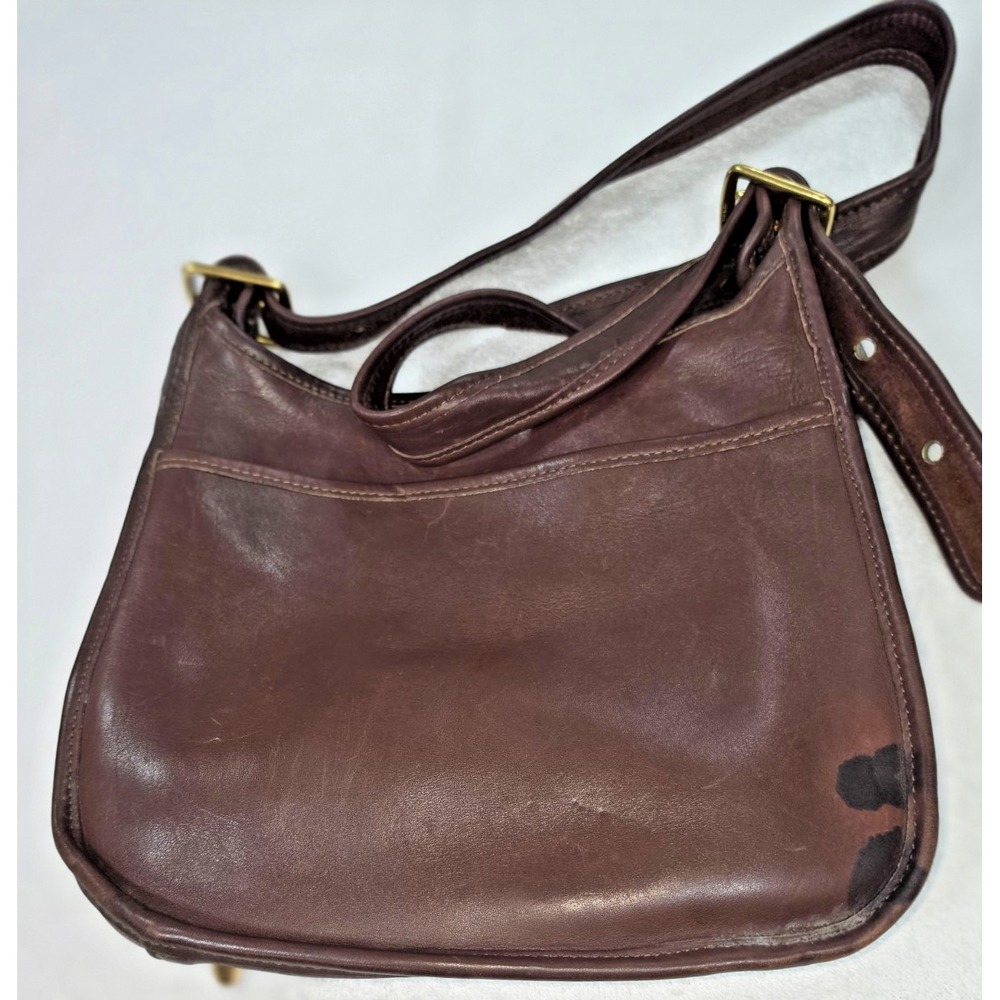 Coach Vintage Brown Leather Shoulder Bag – Glove‑Tanned Leather